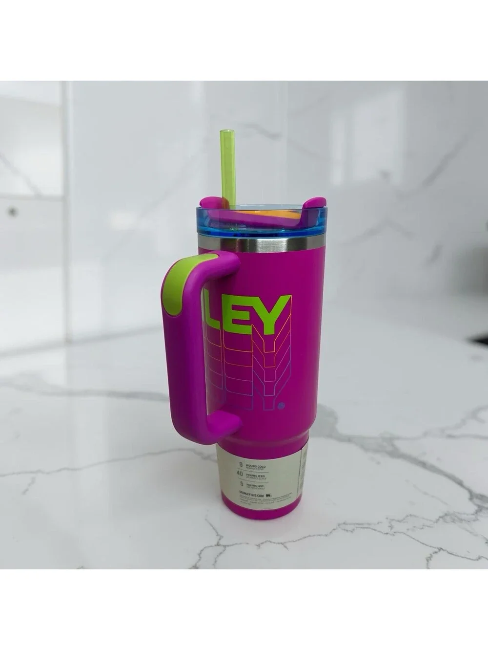 Stanley Quencher H2.0 Tumbler Neon Pink Reverb 30 oz Insulated Handle Lid Straw